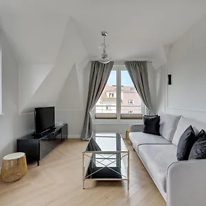 https://downtown-apartments-tartaczna.gdanskhotel.org