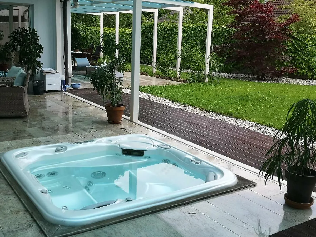 Homestay Free Park&Bikes Liubliana 0*,